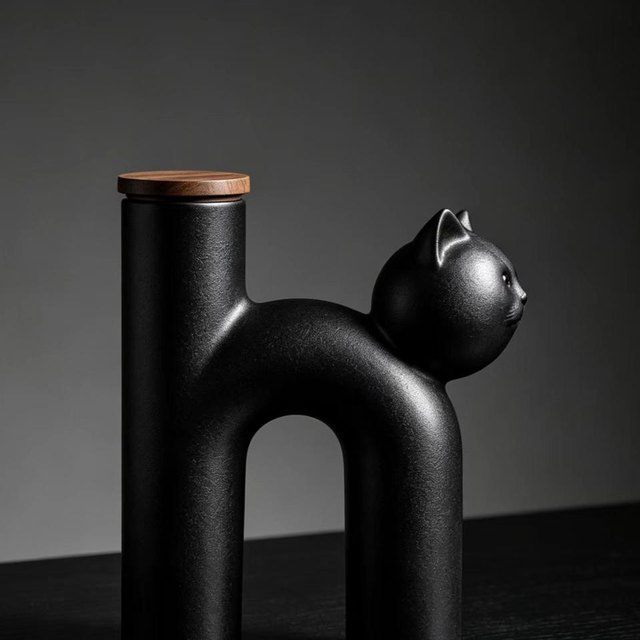 Cat-Shaped Ceramic Pet Urn - Black